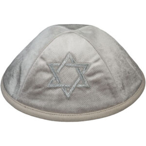 כיפה קטיפה "ארט-מן" עם ריקמה מגן דוד גודל 4 - פנינה