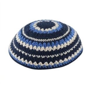 כיפה סרוגה שטיח 20 ס"מ כחול כהה כחול בהיר ובז