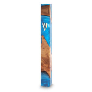 מזוזה פולימר עץ עם אפוקסי צבע תכלת גודל 25